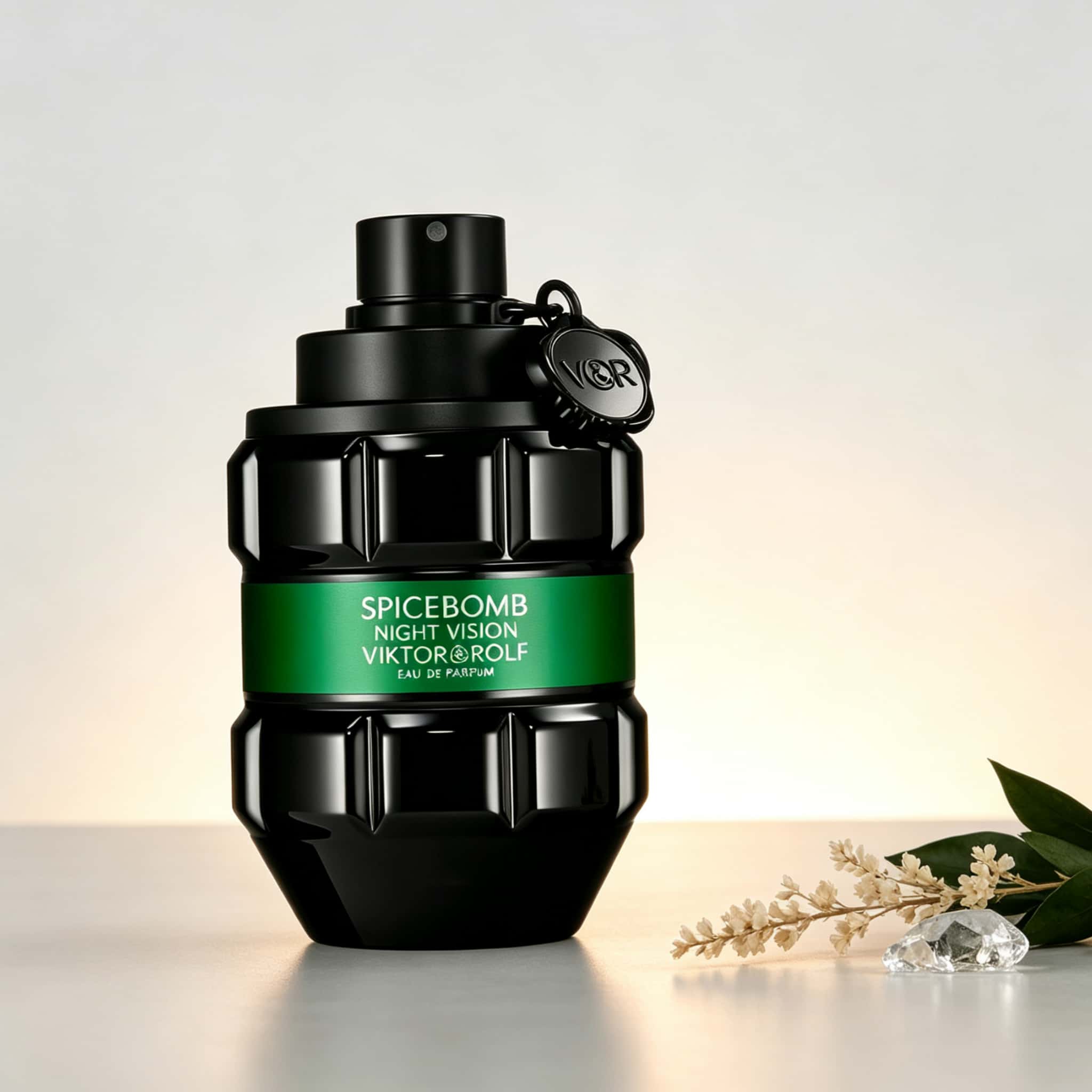 Viktor & Rolf  Night Vision ED - Home Bar Accessories recension och pris