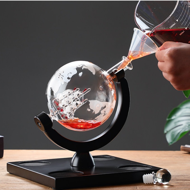 Decorative Globe Wine Decanter - Home Bar Set recension och pris